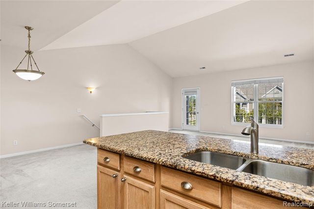 1128 Alameda Boulevard, Troy, MI 48085