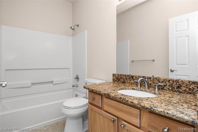 1128 Alameda Boulevard, Troy, MI 48085