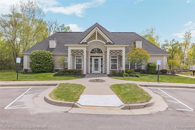 1128 Alameda Boulevard, Troy, MI 48085