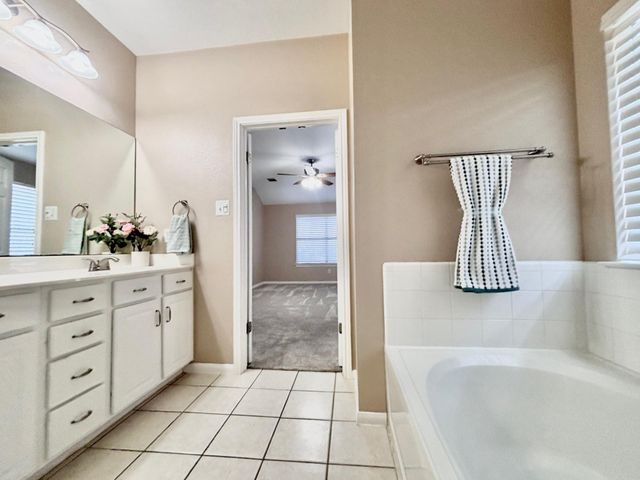 1346 Ashberry TRL, Georgetown, TX 78626