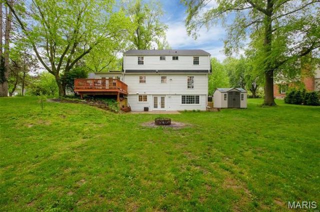 28 Pamela Drive, St Charles, MO 63303