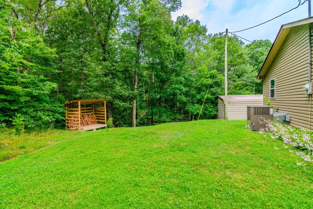 1325 Brush Creek Road, Clay City, KY 40312
