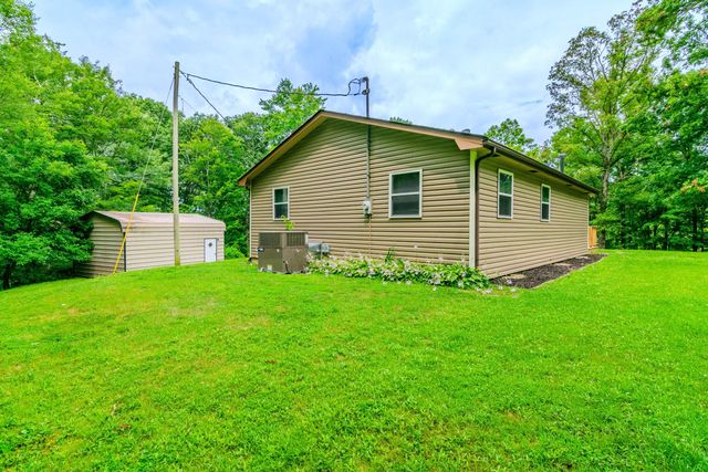 1325 Brush Creek Road, Clay City, KY 40312