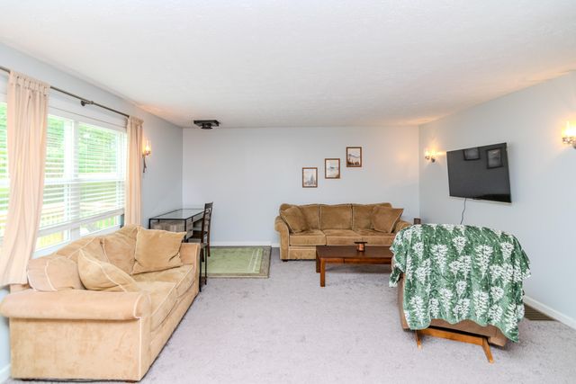 1325 Brush Creek Road, Clay City, KY 40312