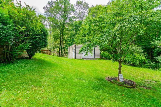 1325 Brush Creek Road, Clay City, KY 40312