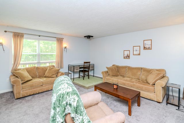 1325 Brush Creek Road, Clay City, KY 40312