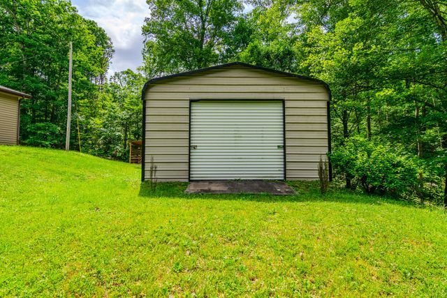 1325 Brush Creek Road, Clay City, KY 40312