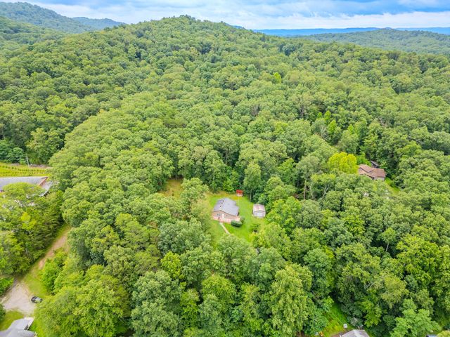 1325 Brush Creek Road, Clay City, KY 40312
