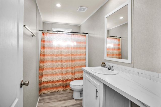 595 County Road 2218, Cleveland, TX 77327