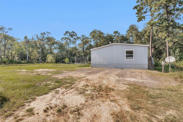 595 County Road 2218, Cleveland, TX 77327