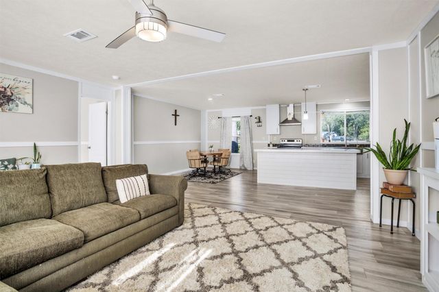 595 County Road 2218, Cleveland, TX 77327