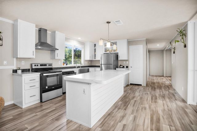 595 County Road 2218, Cleveland, TX 77327