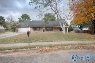 108 Fernglen Circle, Meridianville, AL 35759