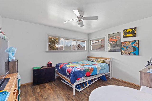 260 Renfrew Avenue, Adrian, MI 49221