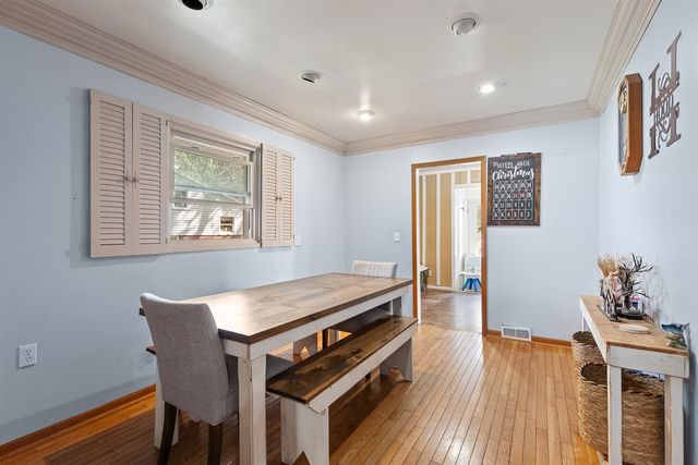 260 Renfrew Avenue, Adrian, MI 49221