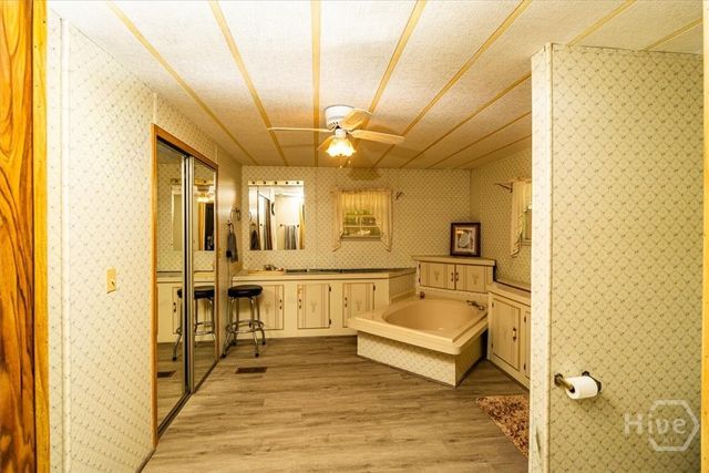 1064 Martin Griffeth Road, Hull, GA 30646