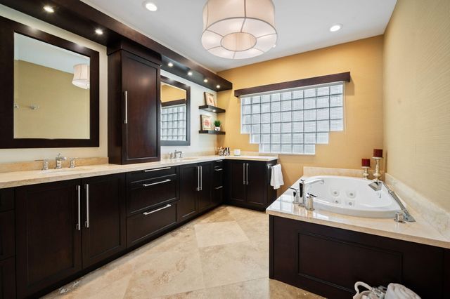 2664 Nelson Court, Weston, FL 33332