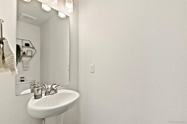 19118 E 54th Place, Denver, CO 80249