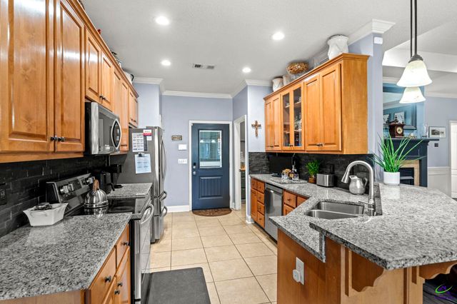 111 Montrose Lane, Centerville, GA 31028
