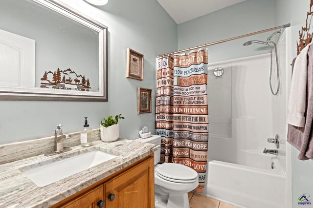111 Montrose Lane, Centerville, GA 31028