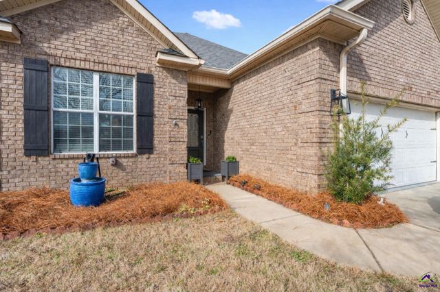 111 Montrose Lane, Centerville, GA 31028
