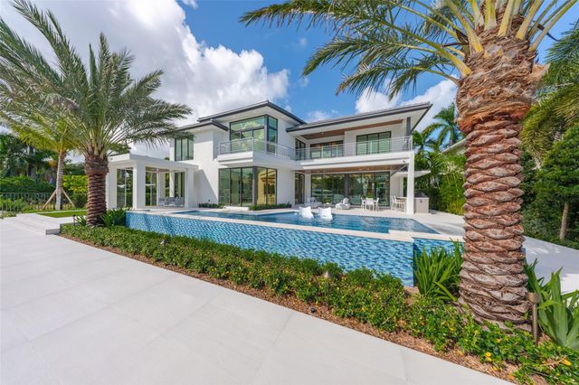 24 Fiesta Way, Fort Lauderdale, FL 33301