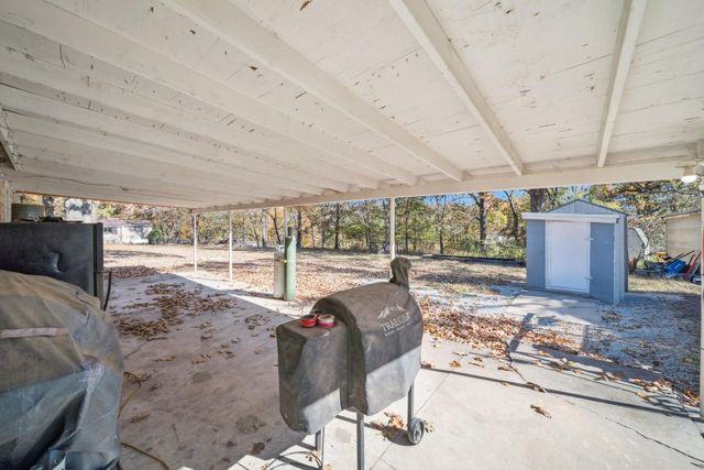 35606 Sportman Road, Ketchum, OK 74349