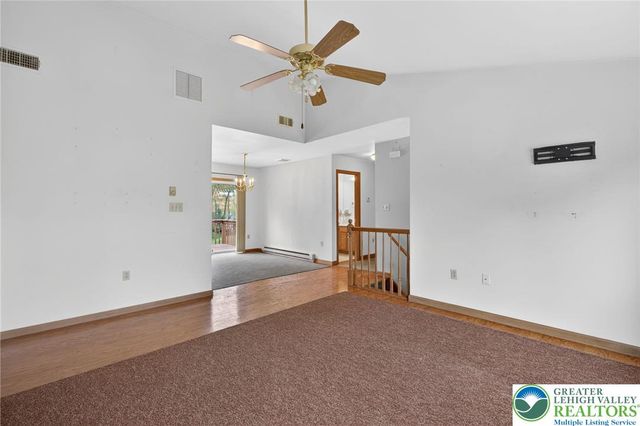 1006 Burger Hollow Road, Polk Twp, PA 18058
