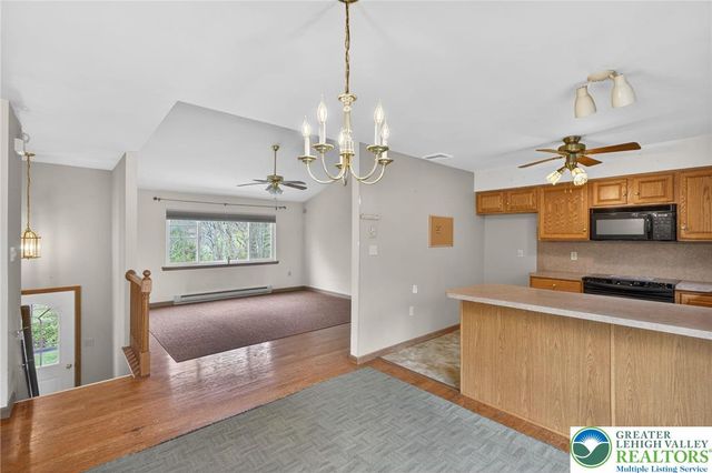 1006 Burger Hollow Road, Polk Twp, PA 18058