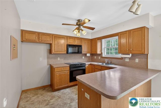 1006 Burger Hollow Road, Polk Twp, PA 18058