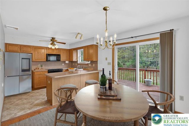 1006 Burger Hollow Road, Polk Twp, PA 18058