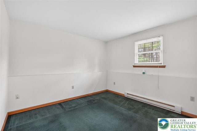 1006 Burger Hollow Road, Polk Twp, PA 18058