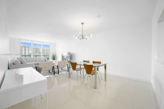 19370 Collins Ave 1122, Sunny Isles Beach, FL 33160