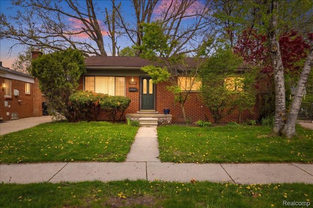28146 Park Court, Madison Heights, MI 48071