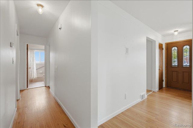 28146 Park Court, Madison Heights, MI 48071