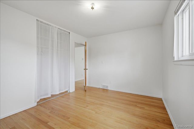 28146 Park Court, Madison Heights, MI 48071