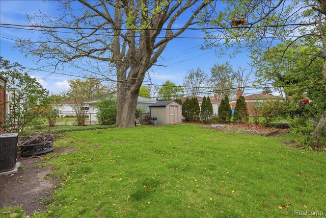 28146 Park Court, Madison Heights, MI 48071