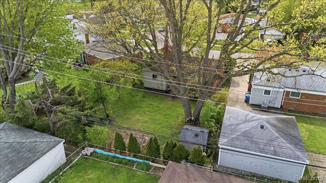 28146 Park Court, Madison Heights, MI 48071