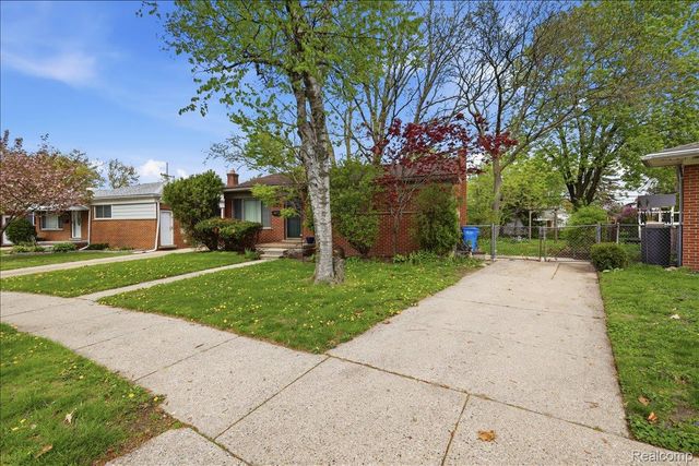 28146 Park Court, Madison Heights, MI 48071