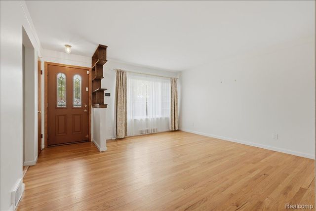 28146 Park Court, Madison Heights, MI 48071