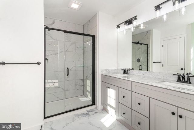 120 VALLEY, Carlisle, PA 17015