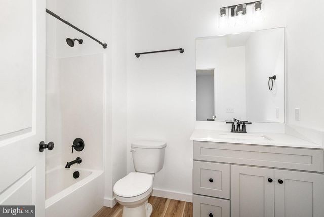 120 VALLEY, Carlisle, PA 17015