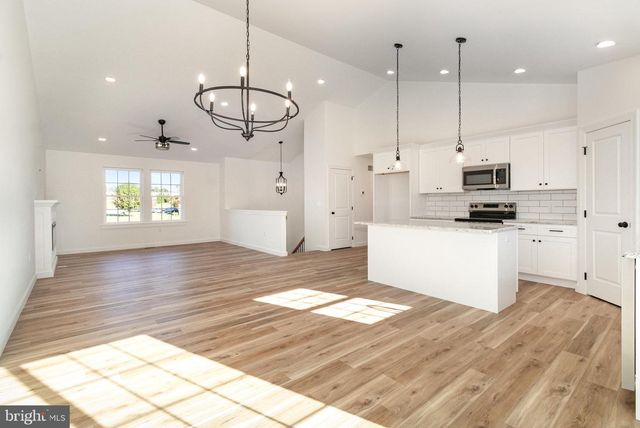 120 VALLEY, Carlisle, PA 17015