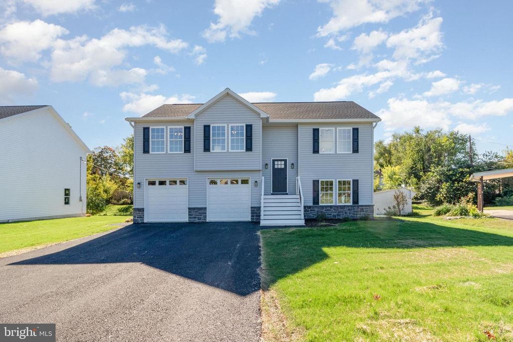 129 VALLEY, Carlisle, PA 17015