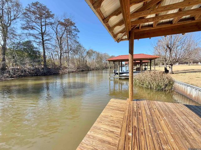 5715 Island Rd, Jarreau, LA 70749