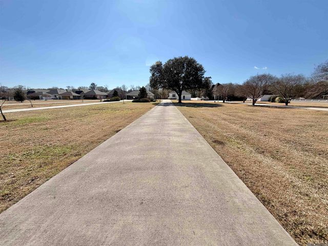 5715 Island Rd, Jarreau, LA 70749