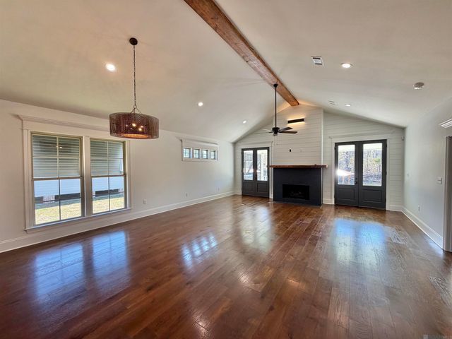 5715 Island Rd, Jarreau, LA 70749