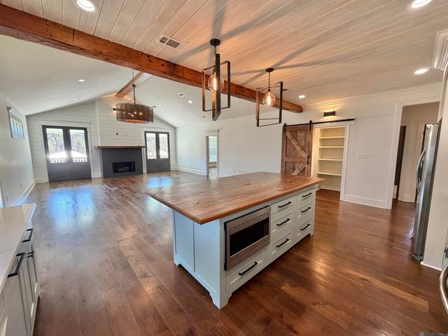 5715 Island Rd, Jarreau, LA 70749