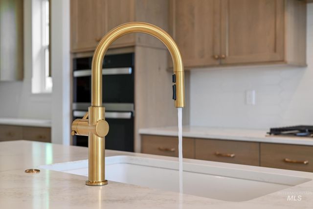 2716 N Leatherwood Pl, Star, ID 83669