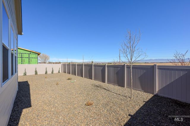 2716 N Leatherwood Pl, Star, ID 83669